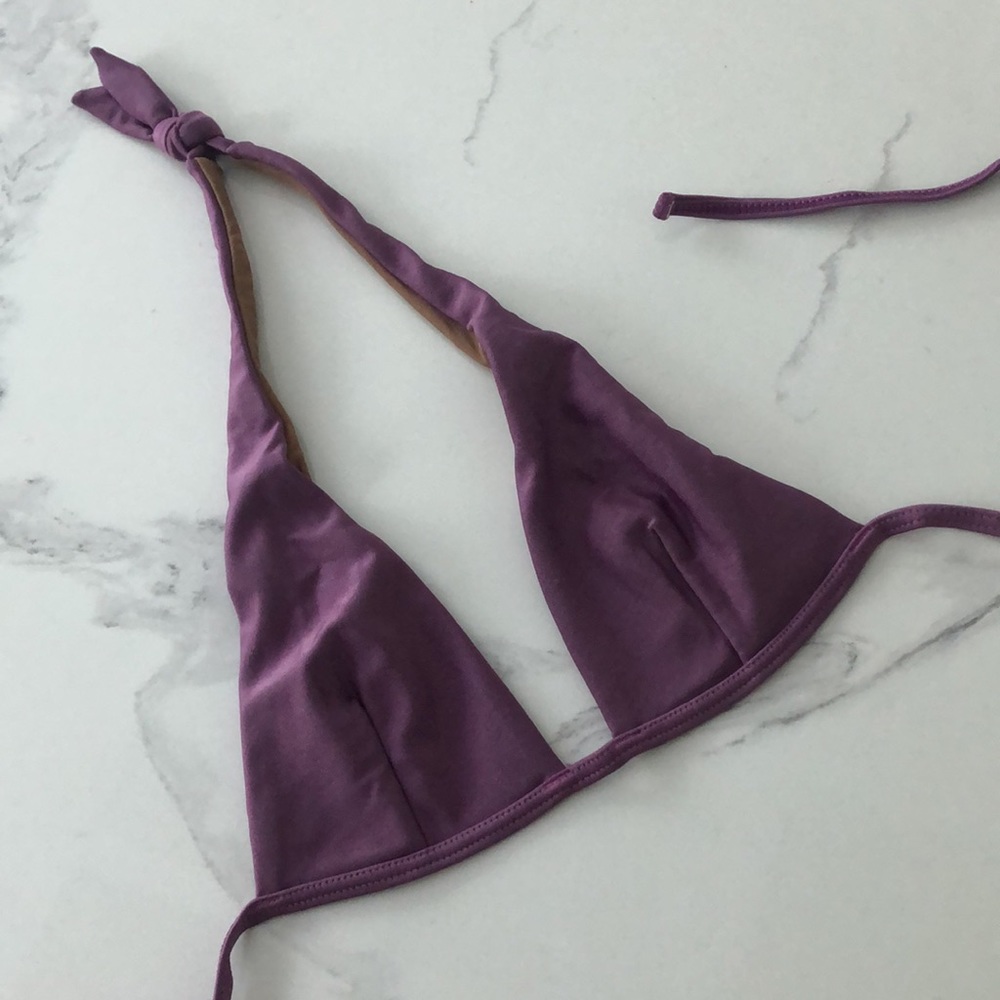 Halter Lame’ Style Bikini Top